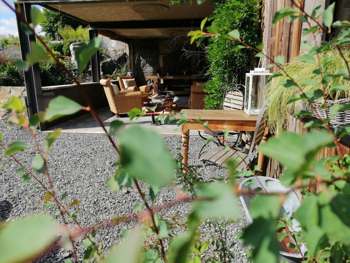 Le Hangar Des Voyageurs Petit-Halleux Buitenkant foto