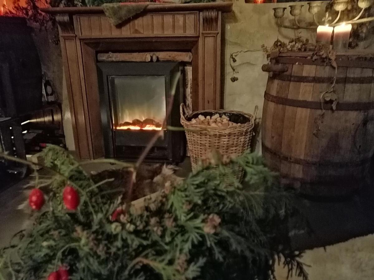 Le Hangar Des Voyageurs Petit-Halleux Buitenkant foto